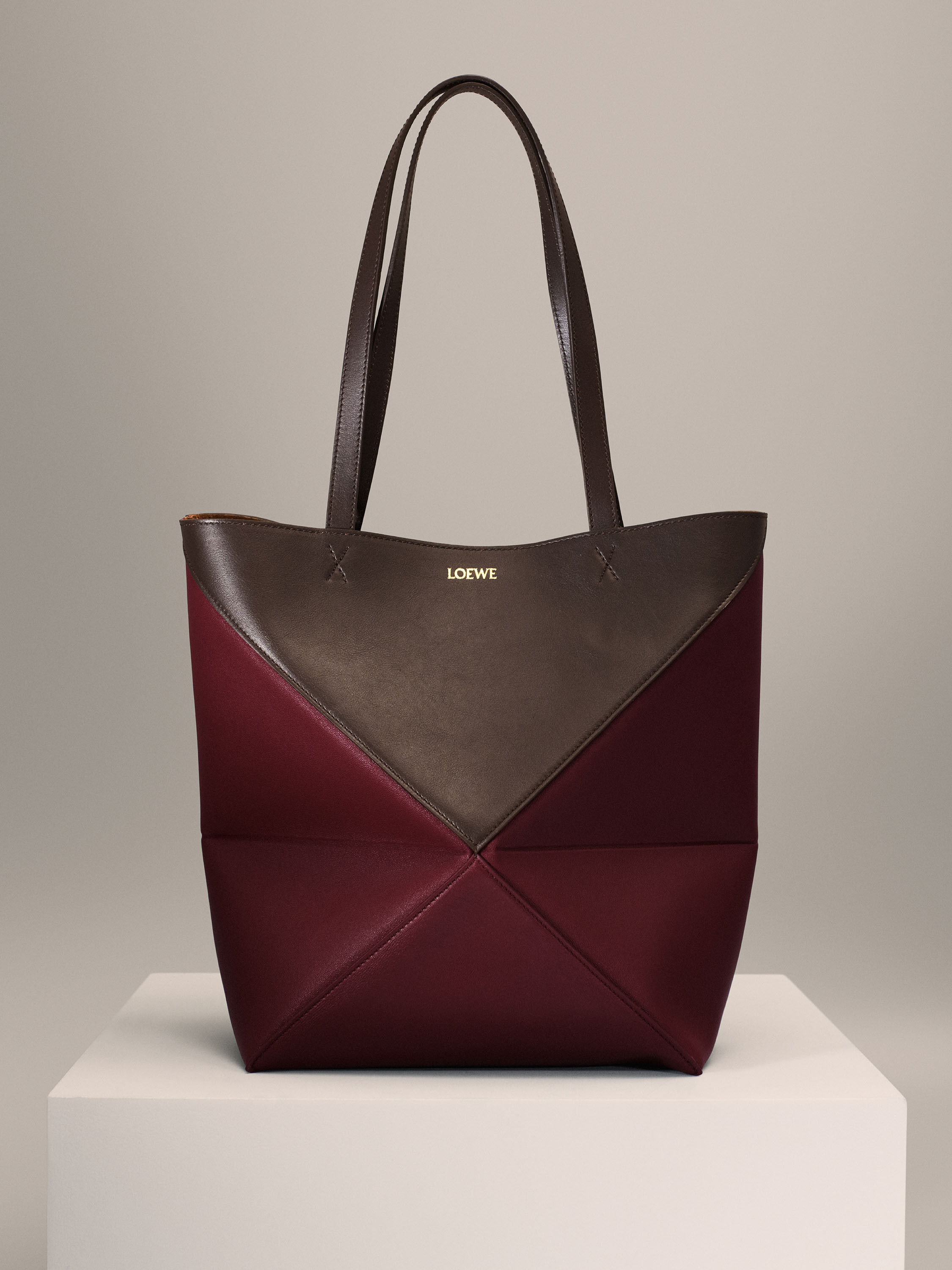 Sacs hotsell loewe collection